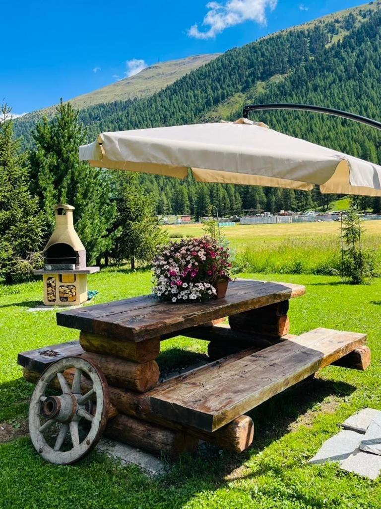 Chalet Sunshine Λιβίνιο Εξωτερικό φωτογραφία