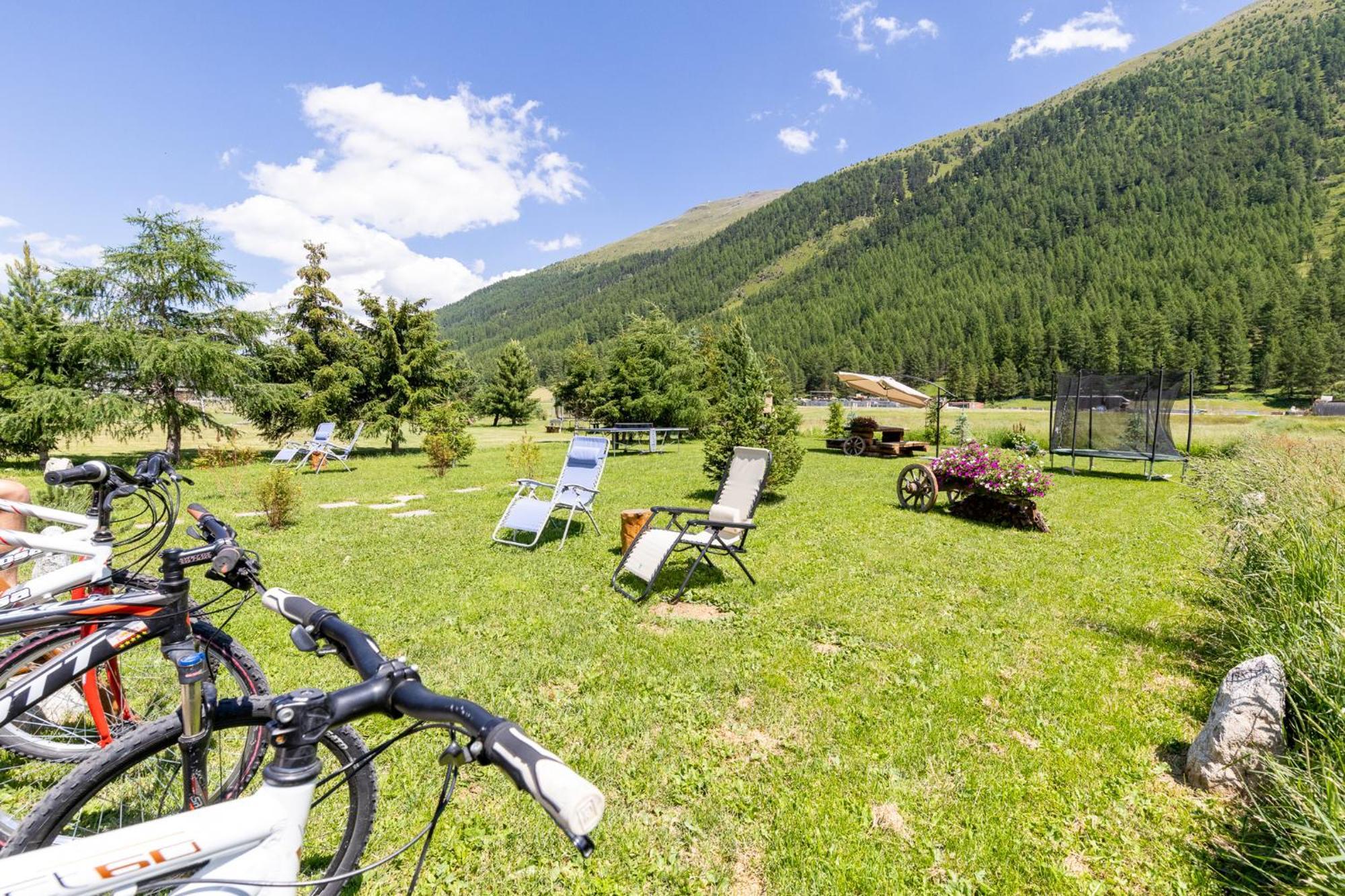 Chalet Sunshine Λιβίνιο Εξωτερικό φωτογραφία